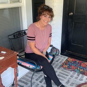 Meet your Posher, Leighanne